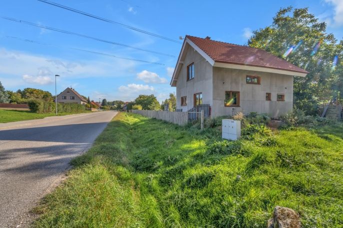 Prodej, Rodinný dům, Lužany
