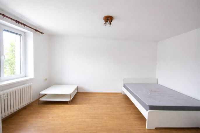 Pronájem, Byt 1+1, Kryry