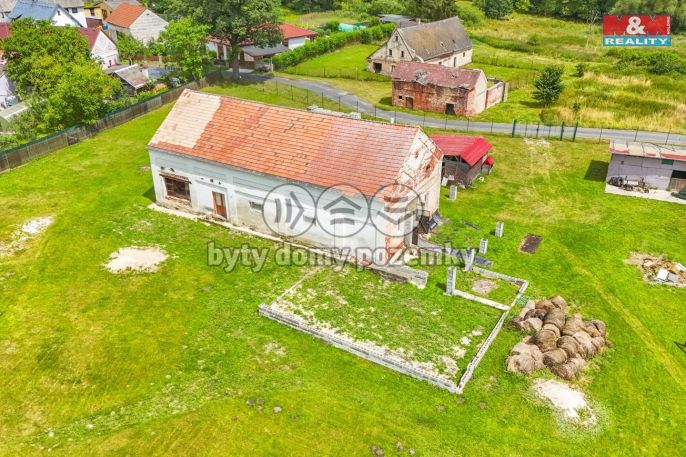 Prodej, Zemědělský objekt, Křižovatka