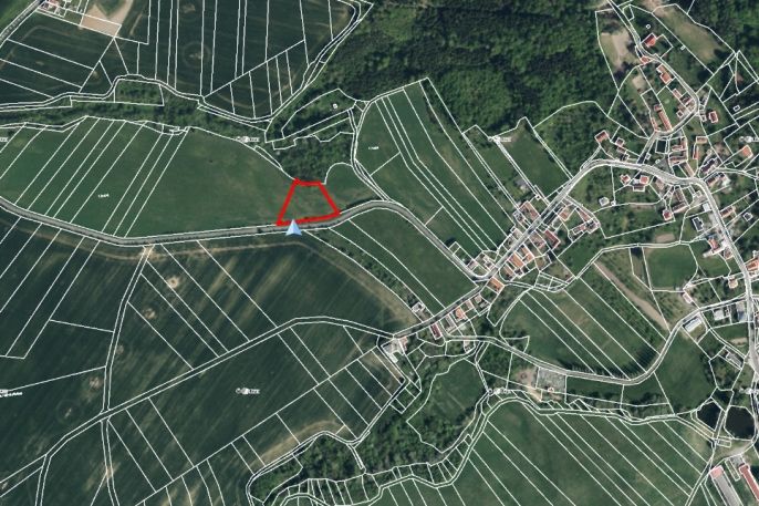 Prodej, Pole, Žlebské Chvalovice