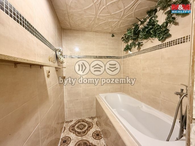 Prodej, Byt 3+1, Chomutov