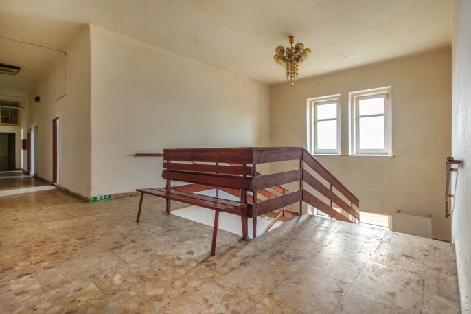 Pronájem, Obchod a služby, Plazy