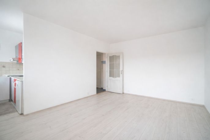 Pronájem, Byt 1+kk, Kladno