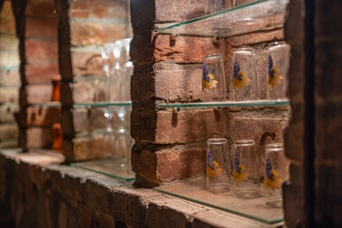 Prodej, Vinný sklep, Chvalovice