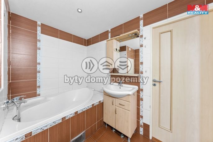 Prodej, Byt 3+1, Most