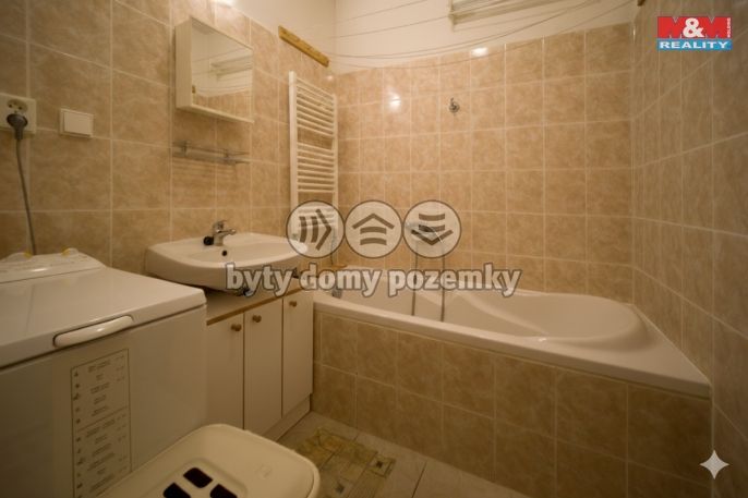 Pronájem, Byt 1+1, Polička