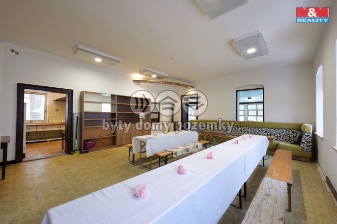 Prodej, Obchod a služby, Šternberk