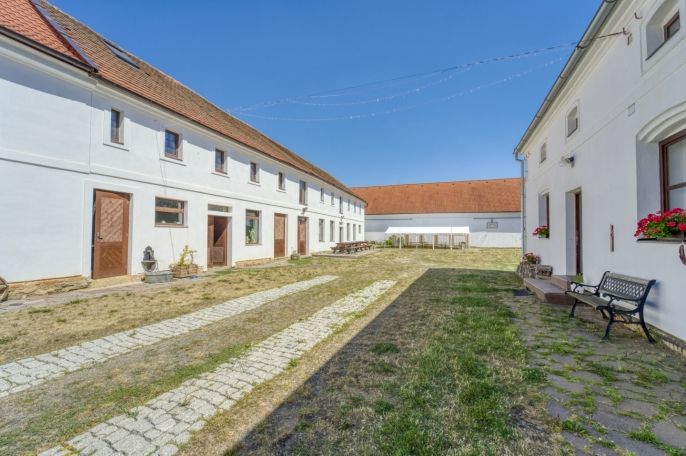 Prodej, Hotel, penzion, Pňovany