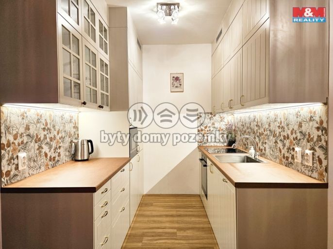 Pronájem, Byt 1+kk, Bradlec