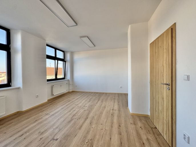 Pronájem, Kancelářský prostor, Mělník