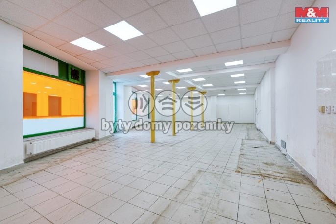 Pronájem, Obchod a služby, Šťáhlavy