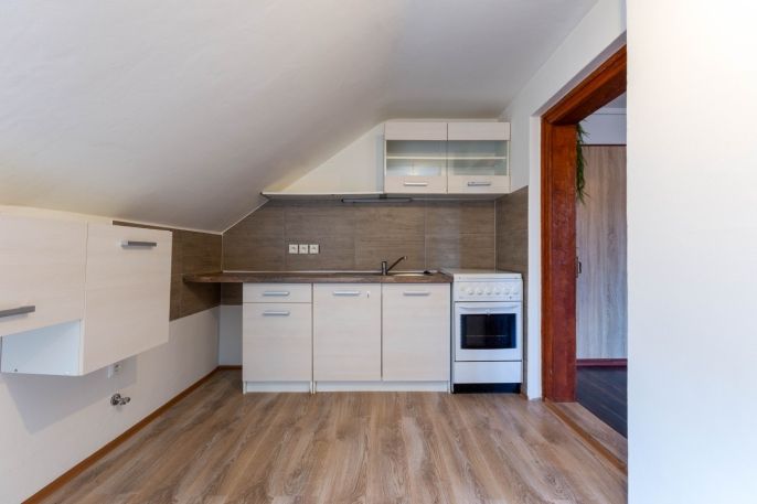 Prodej, Nájemní dům, Holčovice