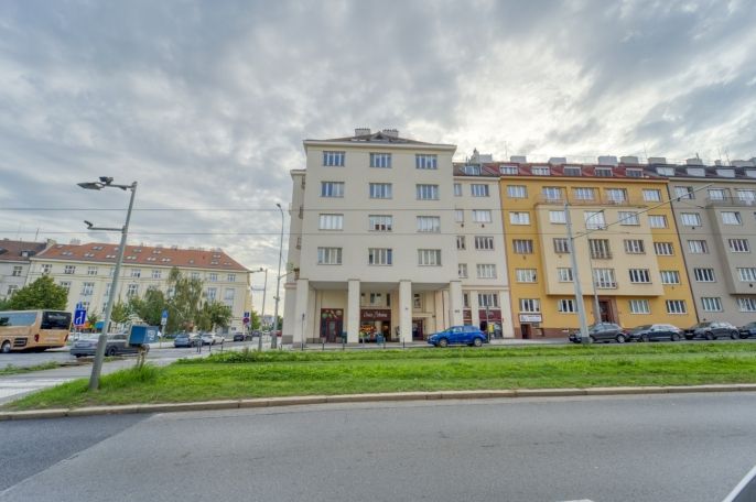 Prodej, Obchod a služby, Praha