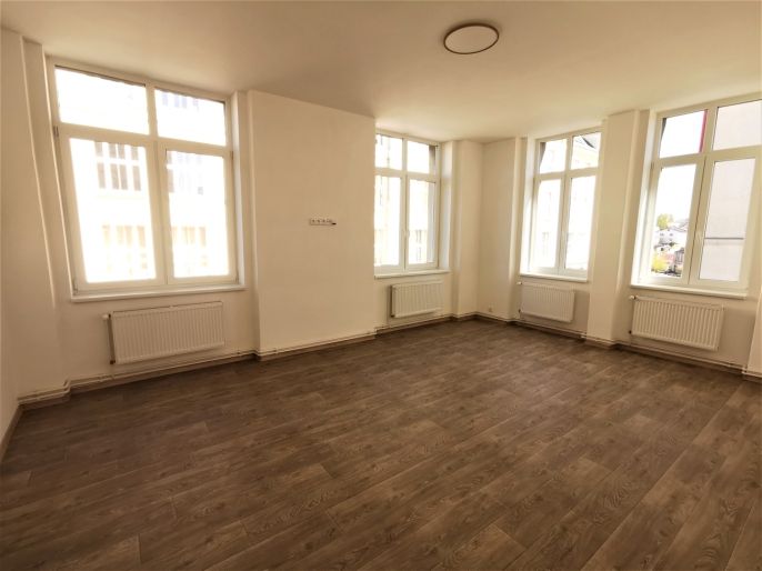 Pronájem, Byt 2+1, Lomnice nad Popelkou