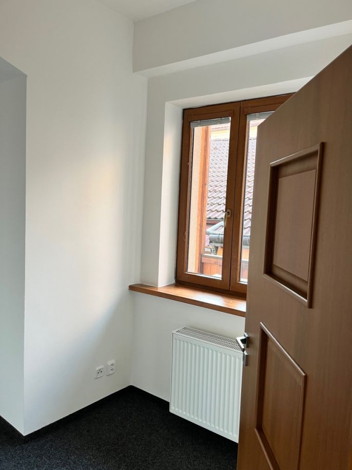 Pronájem, Kancelářský prostor, Louny