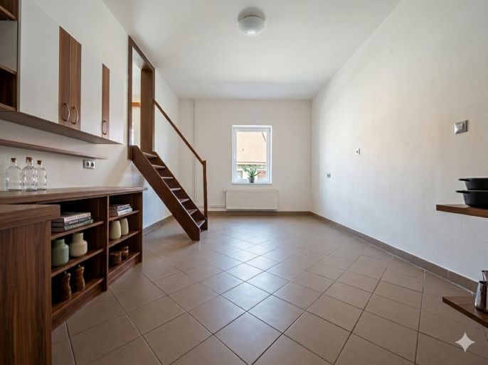 Pronájem, Byt 1+kk, Švihov