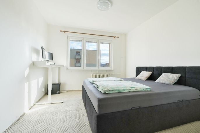 Prodej, Byt 4+1, Kladno