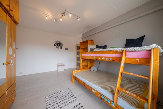 Prodej, Byt 3+1, Práče