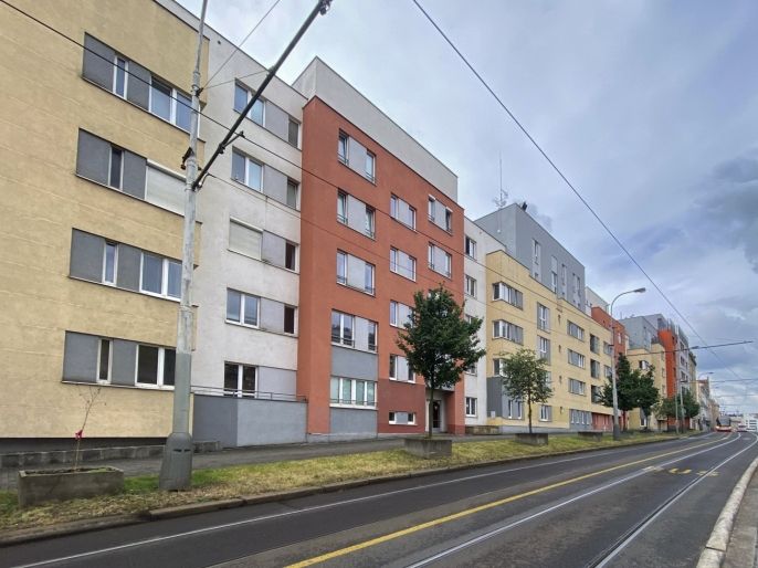 Pronájem, Byt 1+kk, Praha