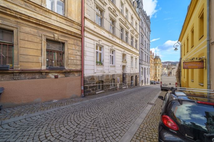 Prodej, Byt 2+1, Karlovy Vary