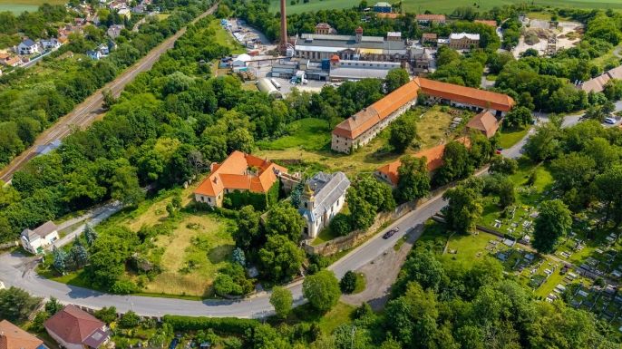 Prodej, Komerční pozemky, Zvoleněves