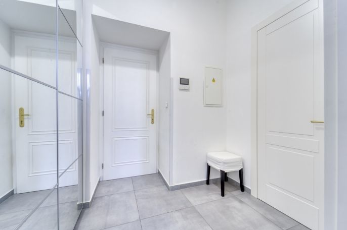 Prodej, Byt 1+kk, Praha