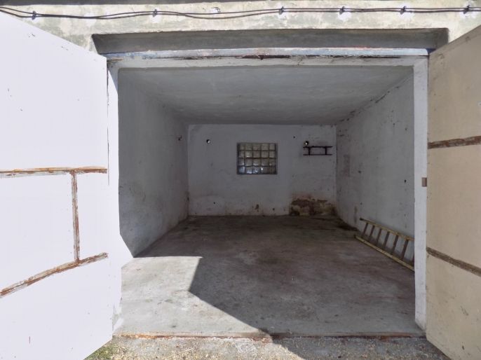 Prodej, Garáž, Újezdeček