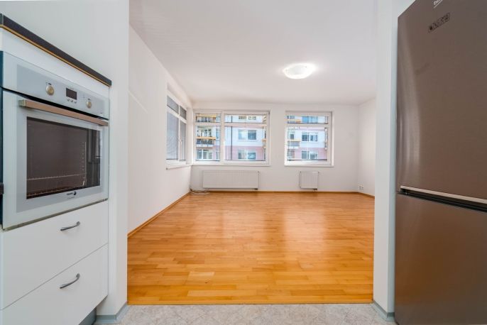 Prodej, Byt 1+kk, Praha