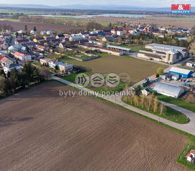 Prodej, Zahrada, Náklo