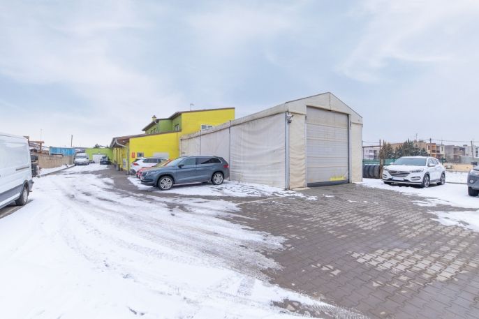 Prodej, Obchod a služby, Čebín