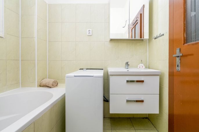 Prodej, Nájemní dům, Dymokury