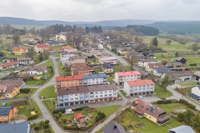 Prodej, Byt 4+1, Lesná