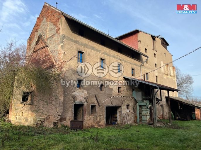 Prodej, Zemědělská usedlost, Pnětluky