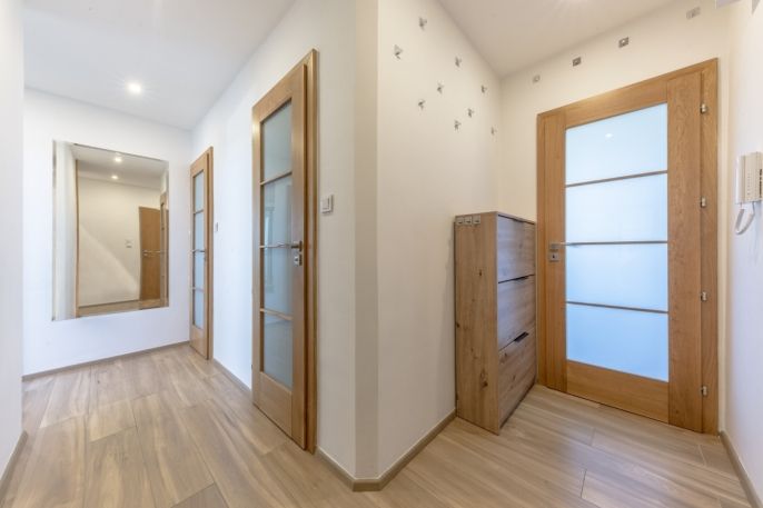 Pronájem, Byt 3+1, Lomnice nad Popelkou