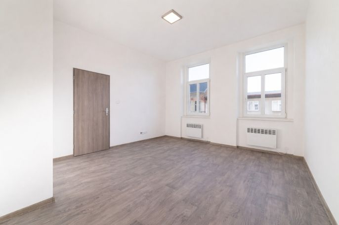 Pronájem, Byt 1+1, Sokolov