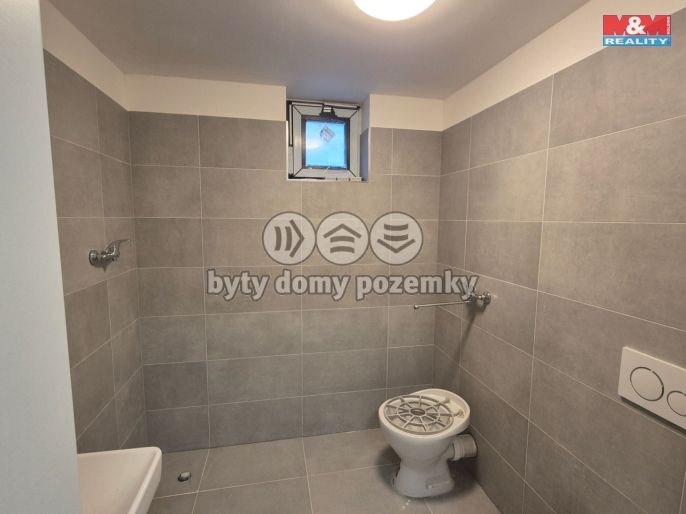 Pronájem, Obchod a služby, Tuchoměřice