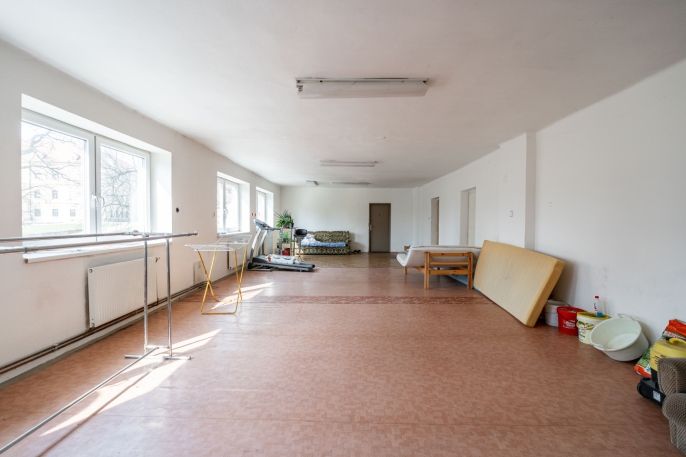 Prodej, Obchod a služby, Jemnice