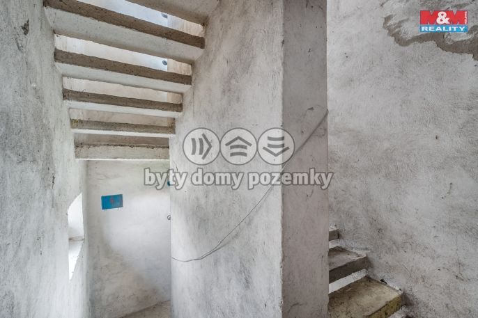 Prodej, Sklad, Křešice