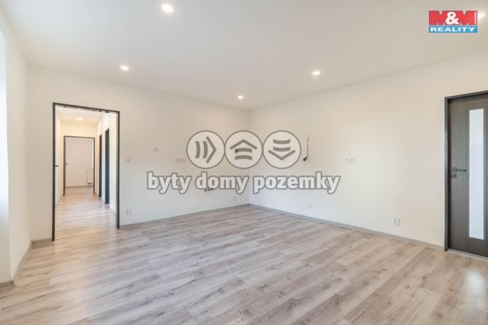 Prodej, Byt 4+kk, Klobuky