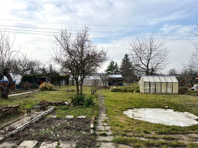 Prodej, Zahrada, Louny