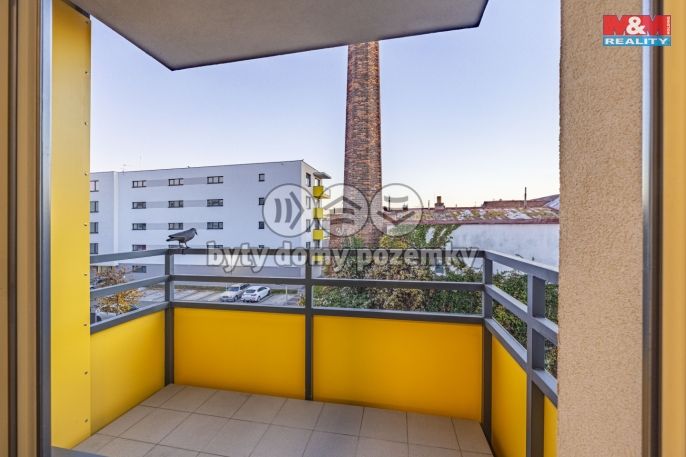 Pronájem, Byt 3+kk, Pardubice