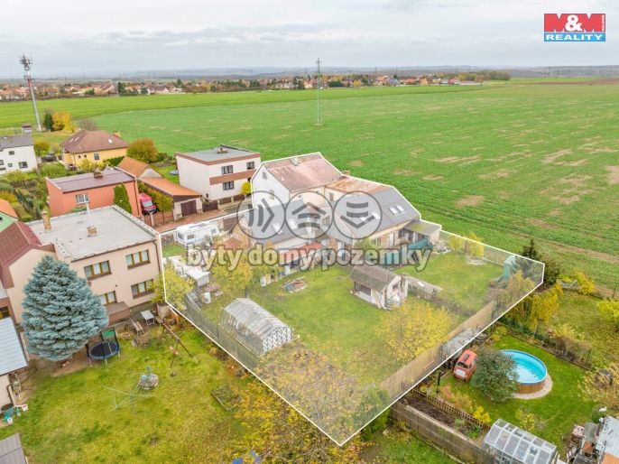 Prodej, Rodinný dům, 300 m², Zbuzany