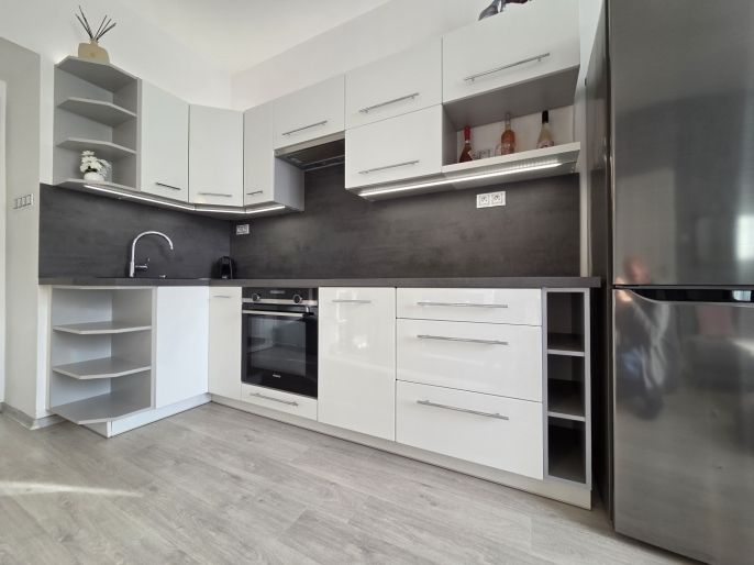 Pronájem, Byt 2+kk, Praha