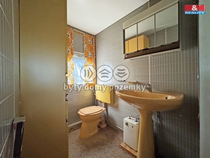 Prodej, Zahrada, Úterý