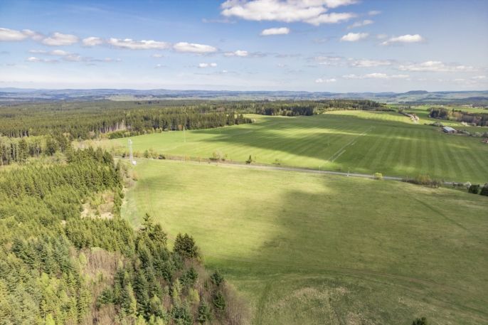 Prodej, Pole, Bezvěrov