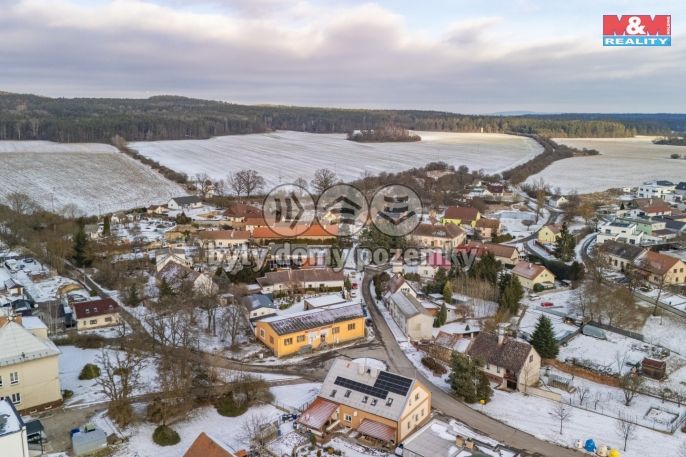 Pronájem, Obchod a služby, Nýřany