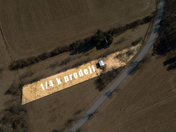 Prodej, Pole, Biskupice