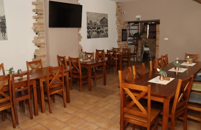 Pronájem, Restaurace, stravování, Holice