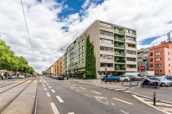 Prodej, Byt 1+kk, Praha