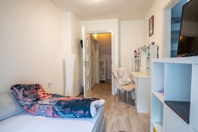 Prodej, Rodinný dům, Husinec